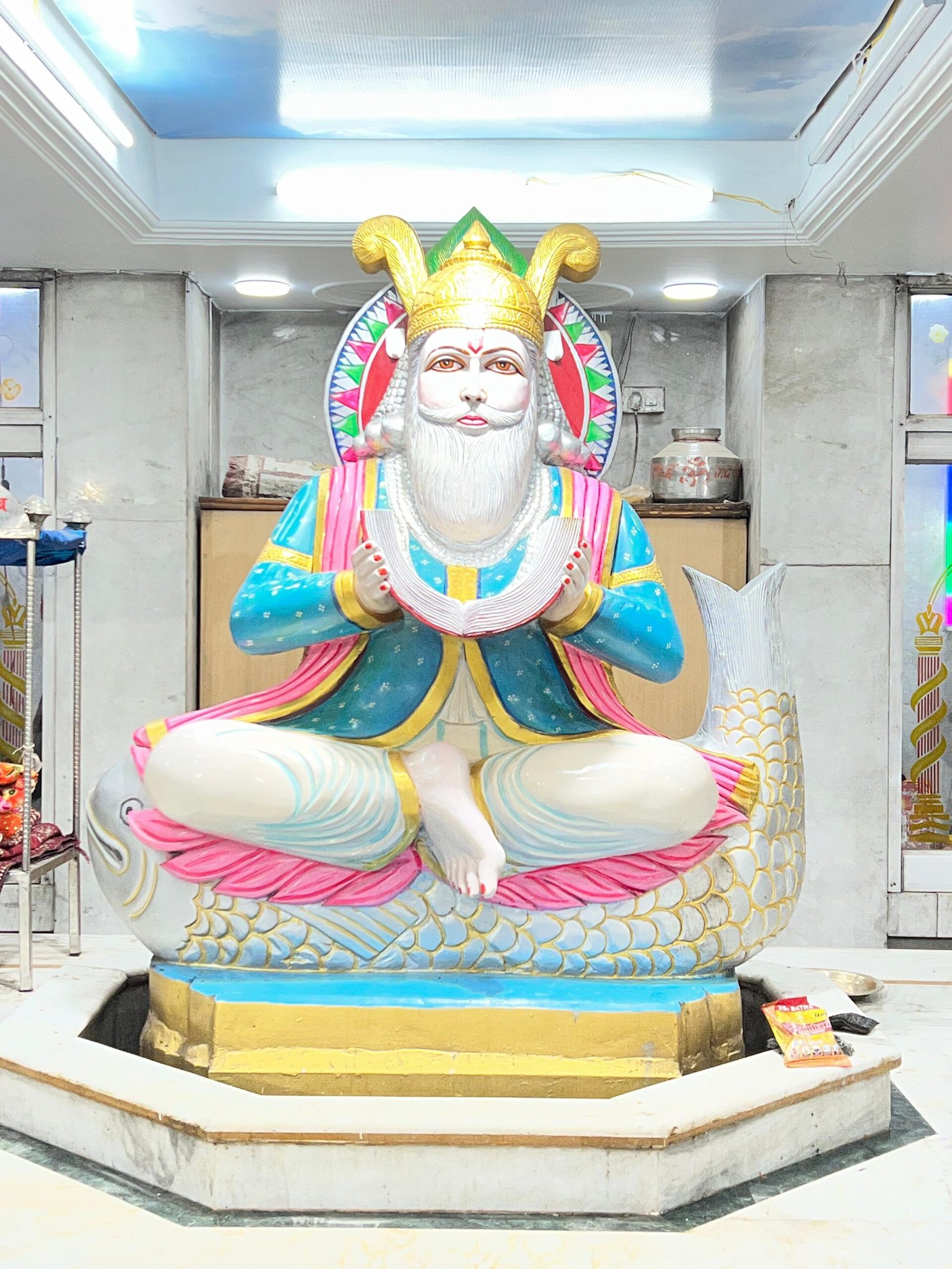 The sweetness of Sindhi culture will resonate at the Bhagwan Jhulelal Temple; revered saints Sai Vallabh Ram and Sai Laldas will attend the Chaliha Mahotsav.