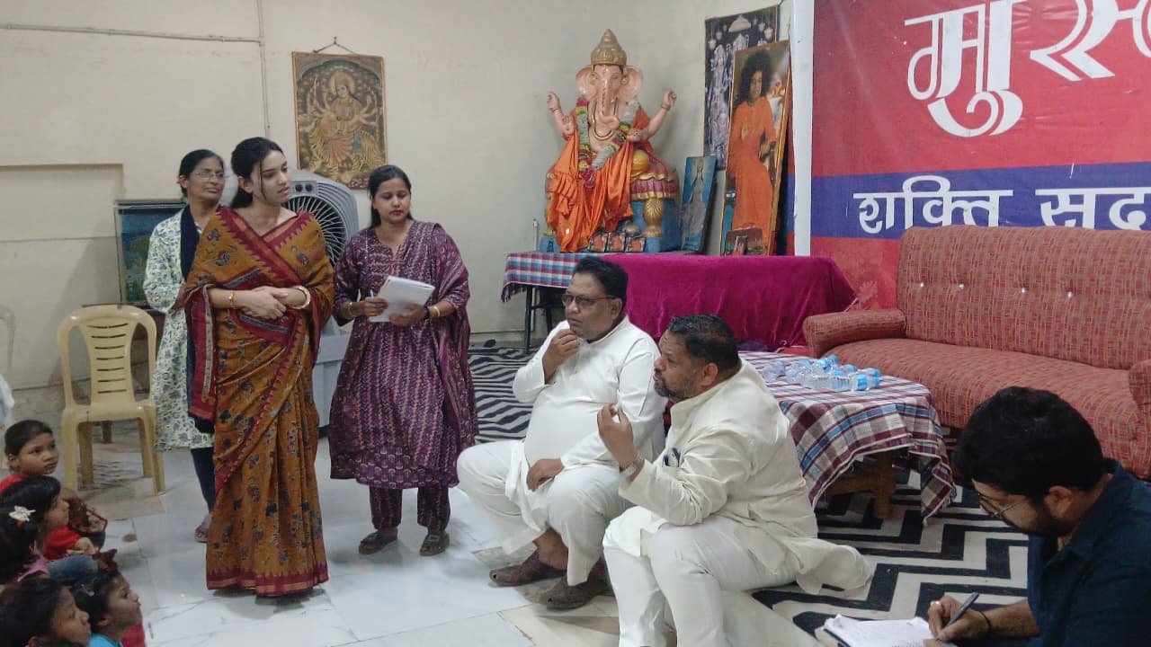 National Human Rights Commission member Priyanka Kanungo inspected the 'Muskaan' organization.