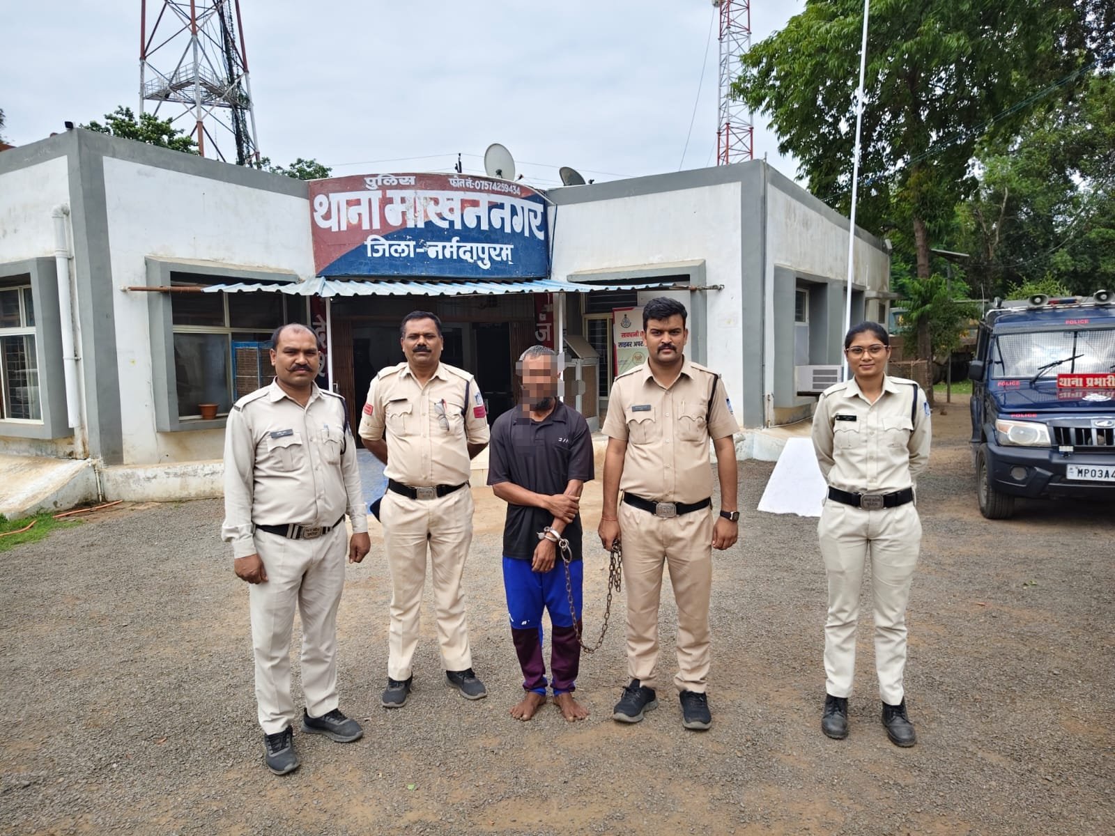 Person arrested for vandalizing a religious site; confessed to breaking the railing of a shrine and committing theft.