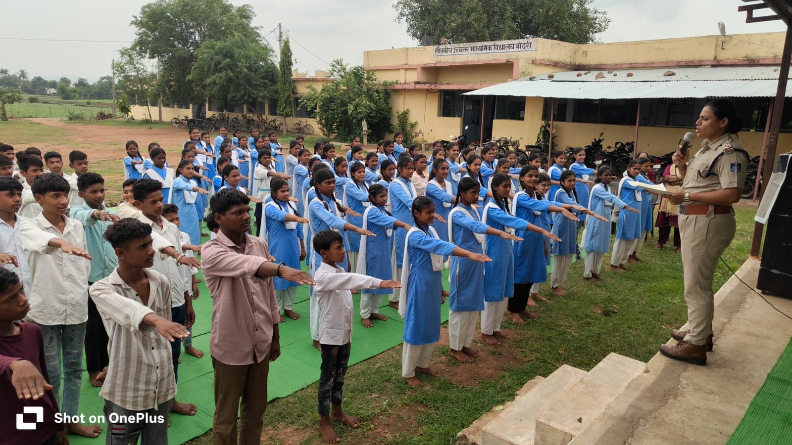Police campaign against drug abuse; awareness program organized at Bandri School.