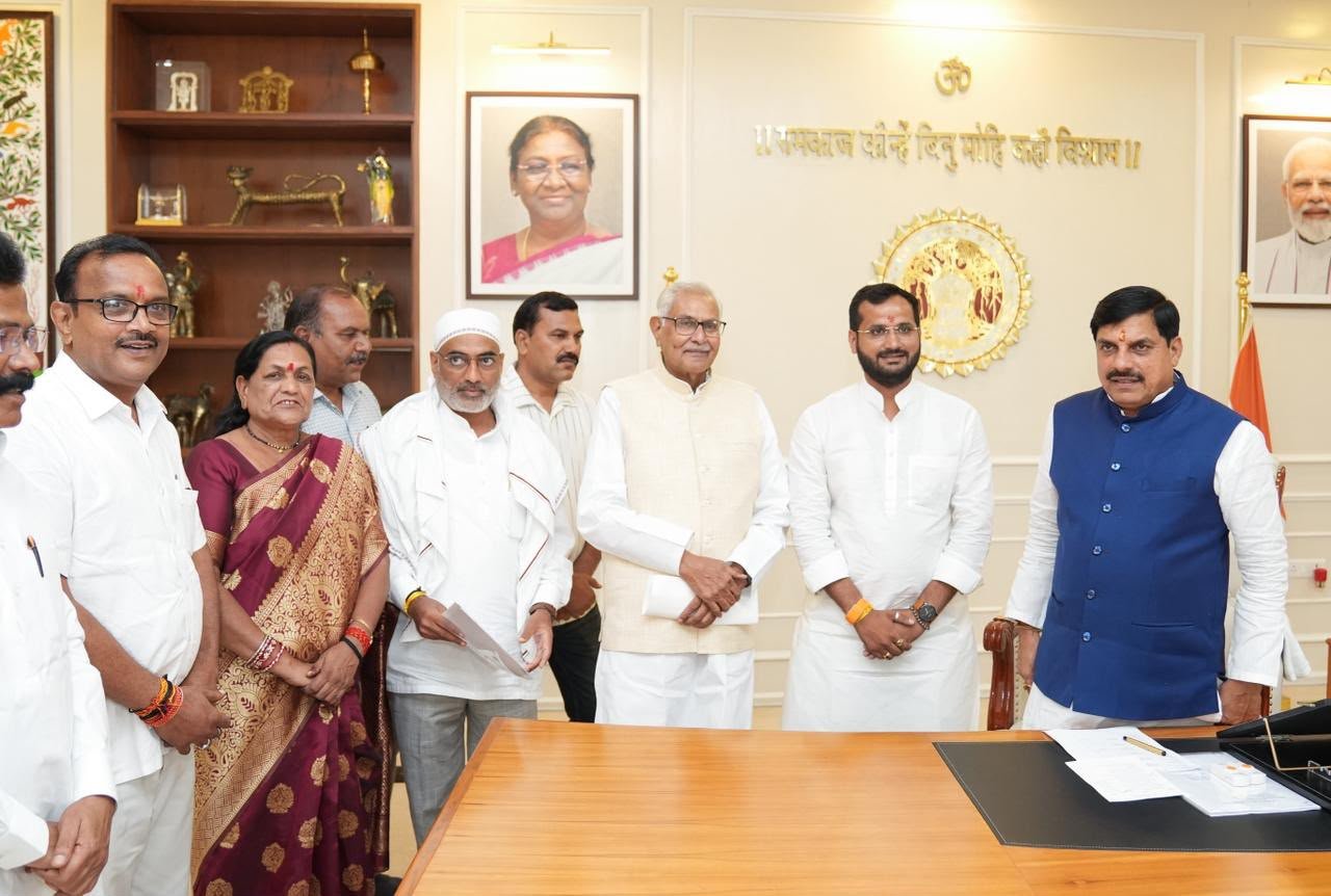 MPs and MLAs met the Chief Minister; a productive discussion took place regarding regional development and the interests of farmers.