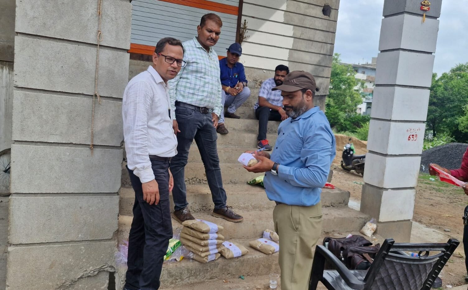 Major Crackdown: Raids on facilities supplying contaminated food to the railway station; 550 kg of spoiled food destroyed.