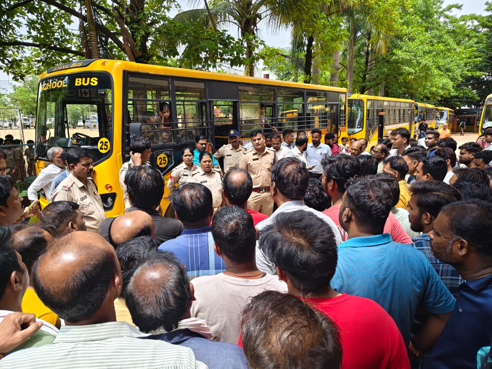 Narmadapuram Police launch 10-day special drive for intensive inspection of school buses.