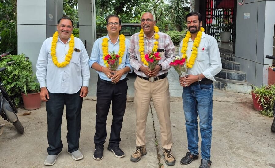 Two Assistant Grade-2 employees at the Agricultural Produce Market have been promoted to the post of Head Clerk, based on the recommendation of the departmental promotion committee.
