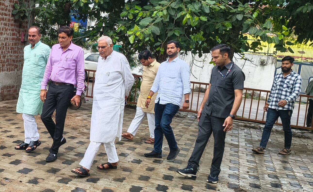 Transformation of the commercial complex within the hospital premises: Inspection of pebble block paving and lighting works costing ₹20 lakh.