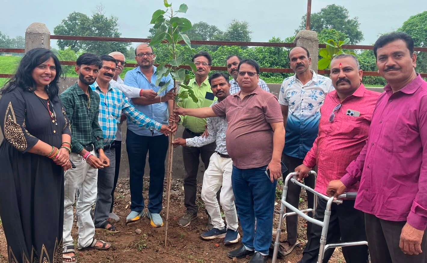Pledge for greenery resonates at Namo Awas complex; target set to plant 10,000 saplings.